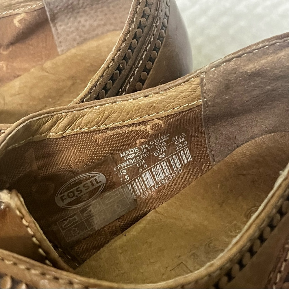 Womens Fossil Brown Leather Oxfords Slip On Laceless Classic Timeless 7.5 - Picture 5 of 7